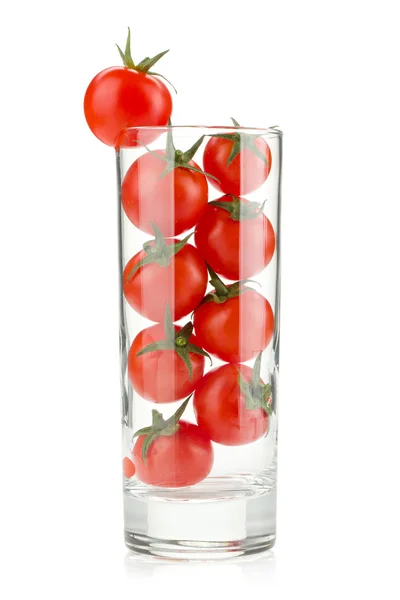 ガラスのチェリー トマト — ストック写真
