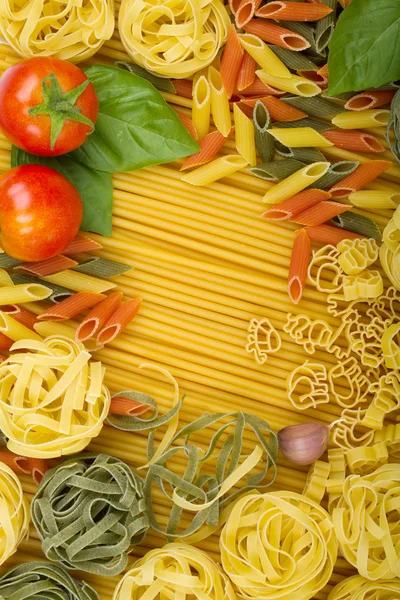 Διάφορα ιταλικά ζυμαρικά φόντο — Φωτογραφία Αρχείου