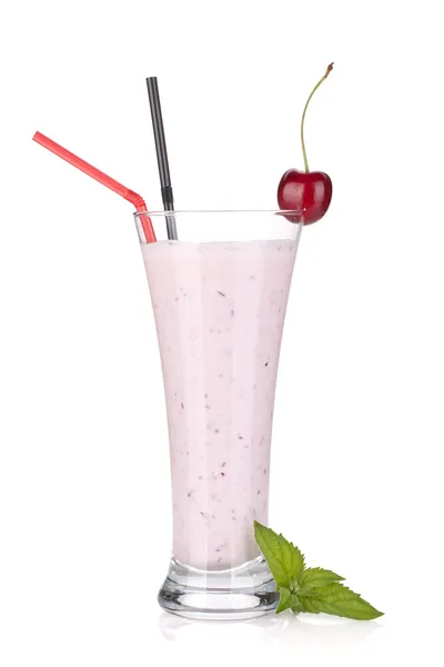 Mléko třešňový koktejl s mátou — Stock fotografie