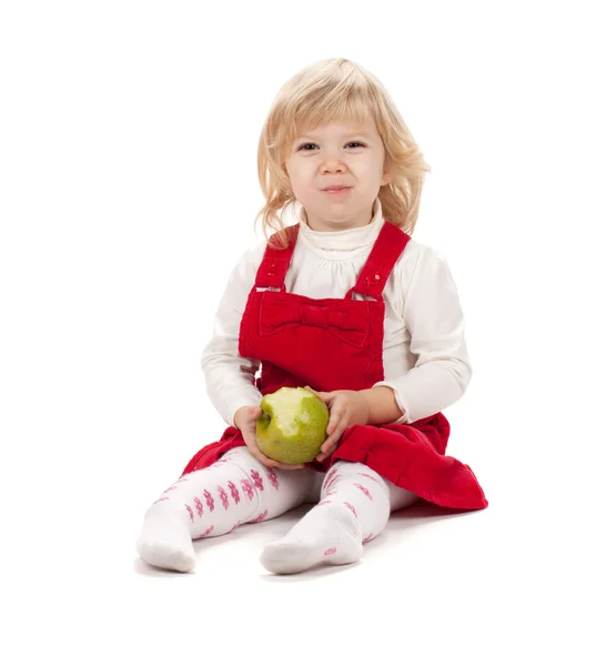 宝贝女孩吃苹果 — 图库照片
