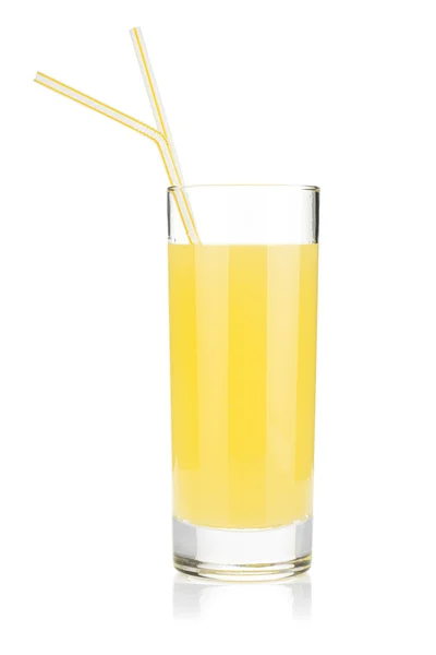 Склянка лимонного соку з двома питною соломою — стокове фото