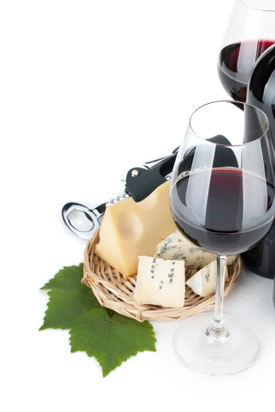 Rode wijn en kaas — Stockfoto