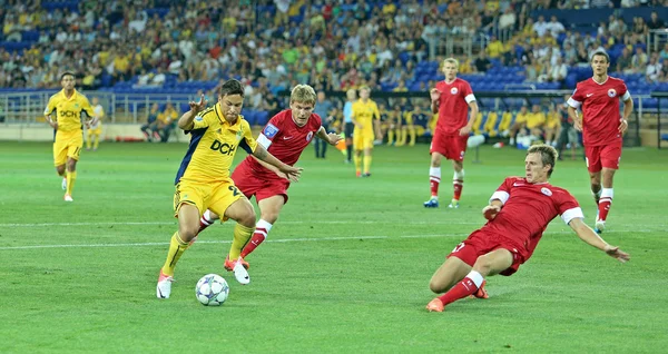 FC Metalist vs FC Illichivets soccer match — Stock Photo, Image