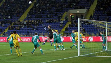 FC metalist kharkiv vs fc obolon Kiev futbol maç