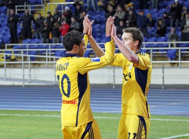 FC metalist kharkiv vs fc obolon Kiev futbol maç