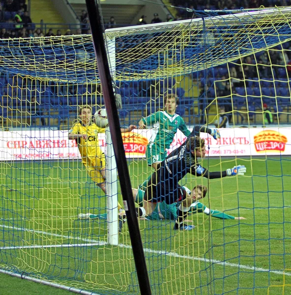 FC Μέταλιστ Χάρκοβο vs fc Ντιναμό Κιέβου ποδοσφαίρου ταιριάζει — Φωτογραφία Αρχείου