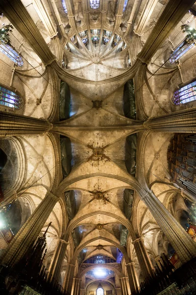 Cathedral of the Holy Cross and Saint Eulalia - Barcelona - Spai — Stock Photo, Image