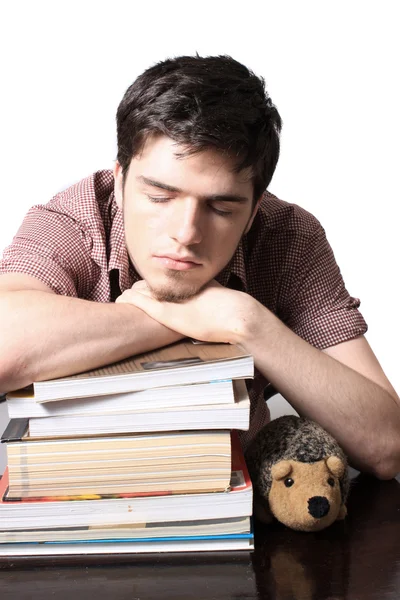 Nastolatka płci męskiej, spanie na książki — Zdjęcie stockowe