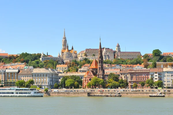 Budapešť. nábřeží řeky Dunaj — Stock fotografie
