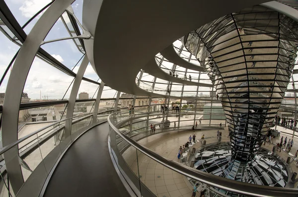 La Cupola in cima all'edificio del Reichstag a Berlino, Interno — Foto Stock