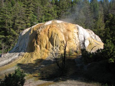 Turuncu bahar Höyük, mamut Kaplıcalar teraslar, yellowstone n