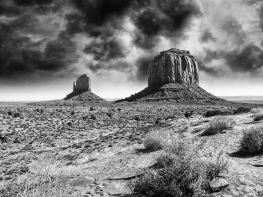 gün batımında, utah anıt Vadisi ünlü buttes