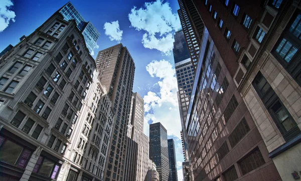 Wolkenkrabbers van manhattan — Stockfoto