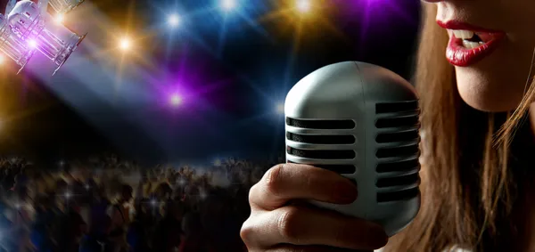 Singer and concert — Stock Photo, Image