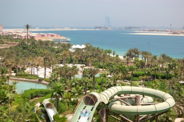 Dubai, Birleşik Arap Emirlikleri - Ağustos 28: Atlantis Aquaventure'den waterpark inci