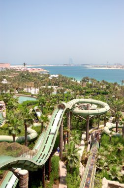 Dubai, Birleşik Arap Emirlikleri - Ağustos 28: Atlantis Aquaventure'den waterpark inci