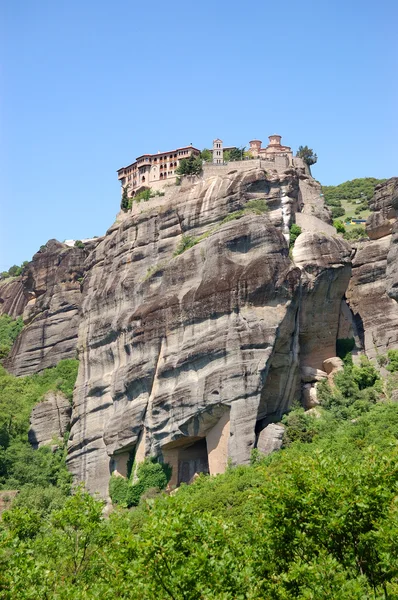 Kutsal Manastırı varlaam üst kısmında cliff, meteora, Yunanistan — Stok fotoğraf