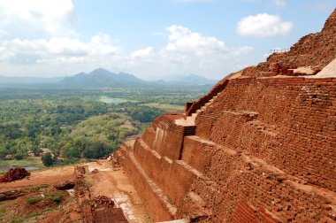 Sigiriya (Aslan'ın rock) görünümünden bir antik kaya kaledir