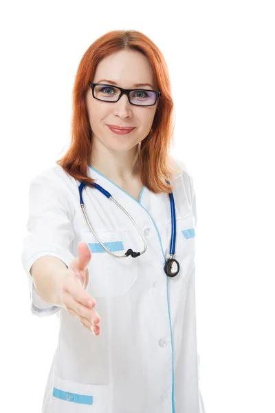 Portret kobiece kobieta lekarz oferuje uścisk dłoni — Zdjęcie stockowe