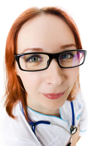 Αστεία νεαρή γυναίκα γιατρό — Φωτογραφία Αρχείου