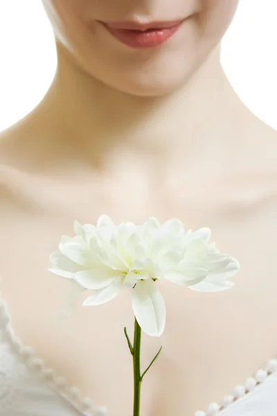 香りの白い背景の上の花の女の子. — ストック写真