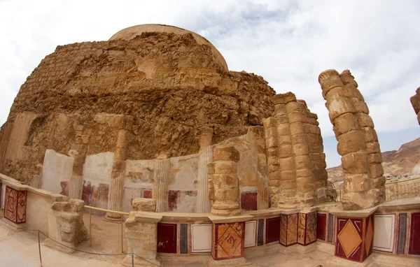 マサダ要塞とイスラエル ユダヤのヘロデ王の宮殿の砂漠旅行 — ストック写真