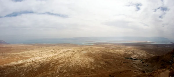 马萨达堡垒和希律王的宫殿在以色列犹太沙漠旅行 — 图库照片