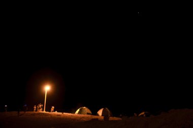 judean desert İsrail'in gece ve mapling ışık