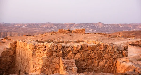 Masada-erődöt és a Holt-tenger Izrael júdeai sivatagban turizmus napkelte — Stock Fotó