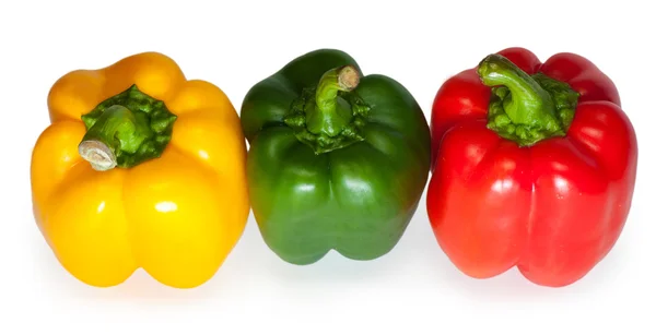 Skupina čerstvé papriky izolovaných na bílém pozadí — Stock fotografie
