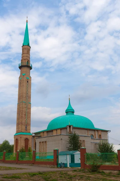Moschea contro il cielo — Foto Stock