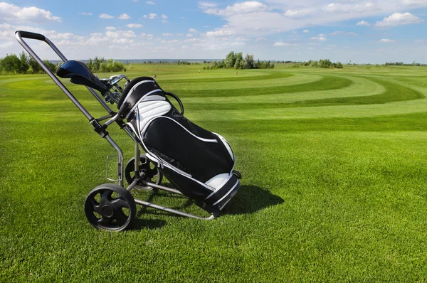 Golfbälle grünes Gras Hintergrund — Stockfoto