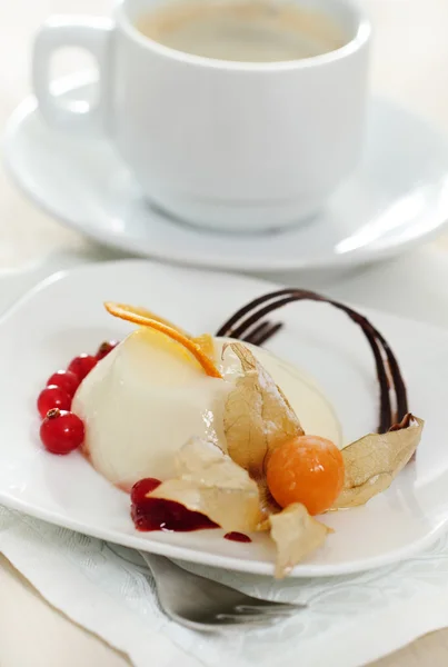 Panacotta. klassieke Italiaans dessert — Stockfoto