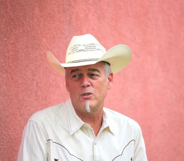 Yakışıklı Kovboy..