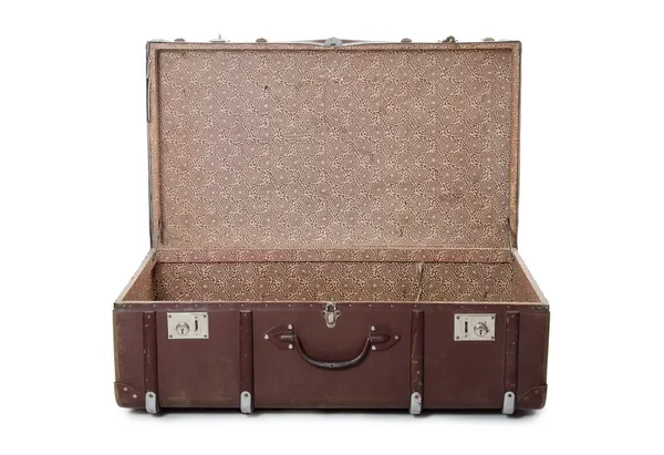 Öppna gamla resväska isolerad på vit — Stockfoto