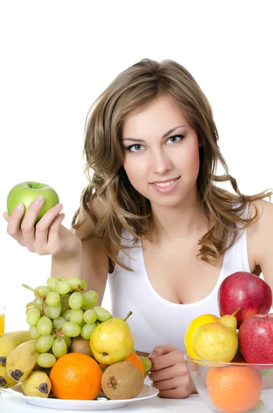 Hermosa chica con frutas y verduras — Foto de Stock