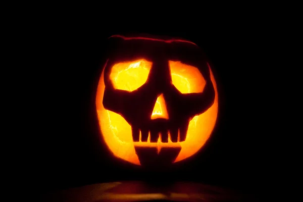 Abóbora de Halloween de crânio — Fotografia de Stock