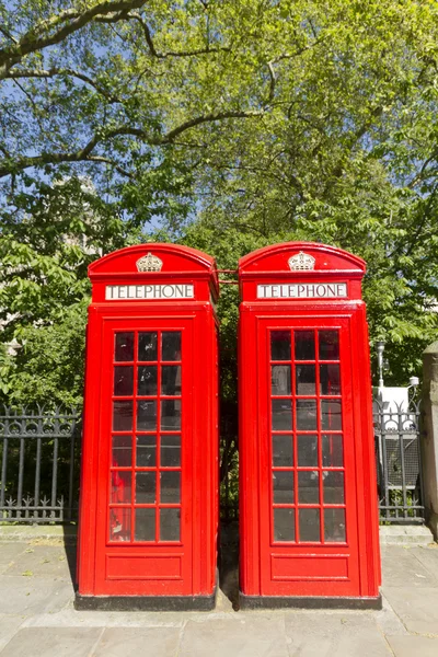 Λονδίνο κόκκινο τηλεφωνικοί θάλαμοι — Φωτογραφία Αρχείου