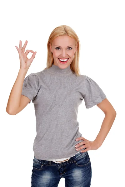 Sorrindo bela mulher mostrando gesto ok — Fotografia de Stock