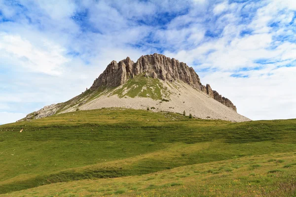 Castellazzo mount, Italian Dolomites — Stock Photo, Image