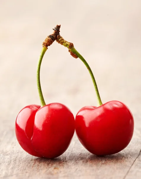 Fresh red cherry — Stock Photo, Image