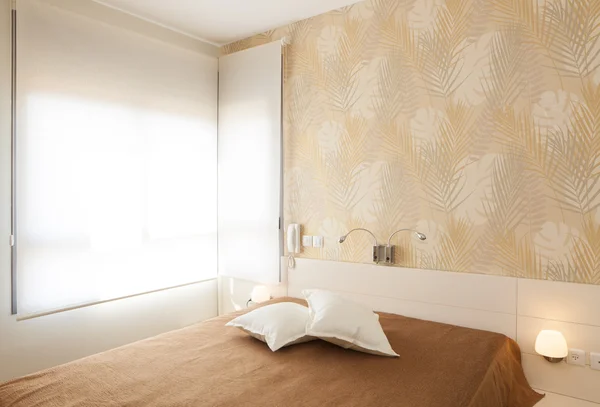 Luxe heldere slaapkamer — Stockfoto