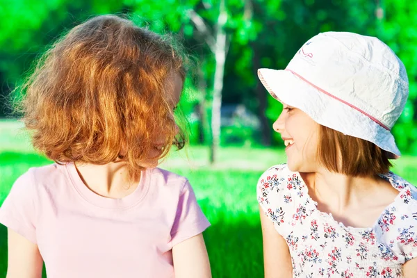 Two girls at the park — Stock Photo, Image