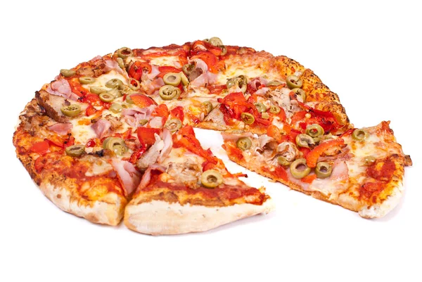 Excellent pizza with mozzarella, ham, pork, pickled peppers, oli — Stock Photo, Image