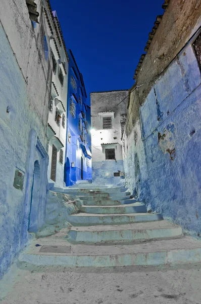 Night on city streets of Chefchaouen, Morocco — Stock Photo, Image