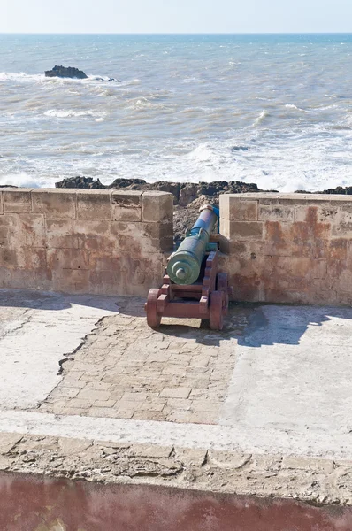 防御墙大炮在索维拉，摩洛哥 — 图库照片