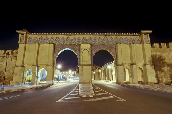 Kejserliga staden dörren i Meknès, Marocko — Stockfoto