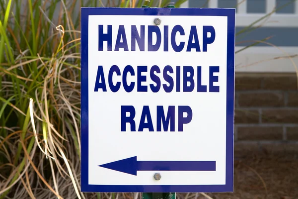 Handicap Ramp Sign — Stock Photo, Image