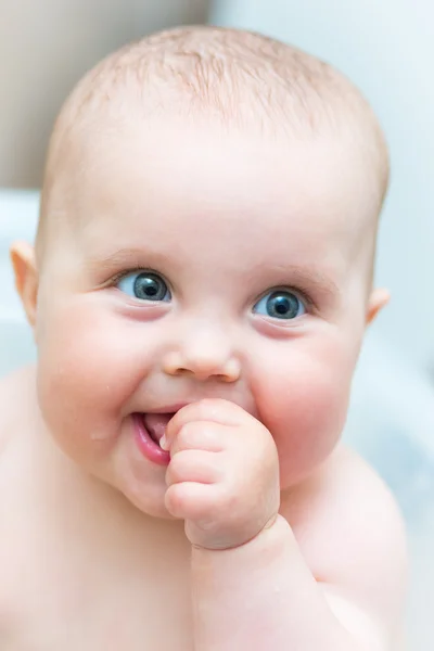 かわいい赤ちゃんのクローズ アップの肖像画 — ストック写真