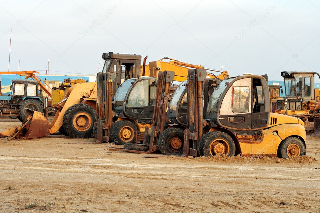 Heavy duty construction machinery